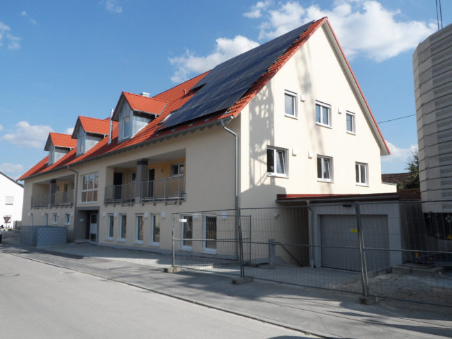Aktuelles-Maurer_DemenzWG,-Offingen_fertiggestellt-Straßenansicht_neu